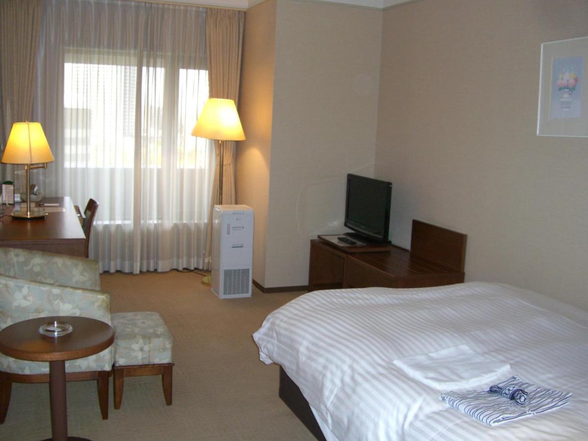 Nakanoshima Plaza Hotel Osaka Luaran gambar