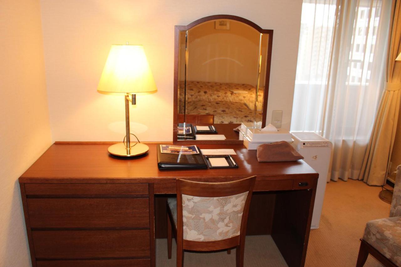 Nakanoshima Plaza Hotel Osaka Luaran gambar
